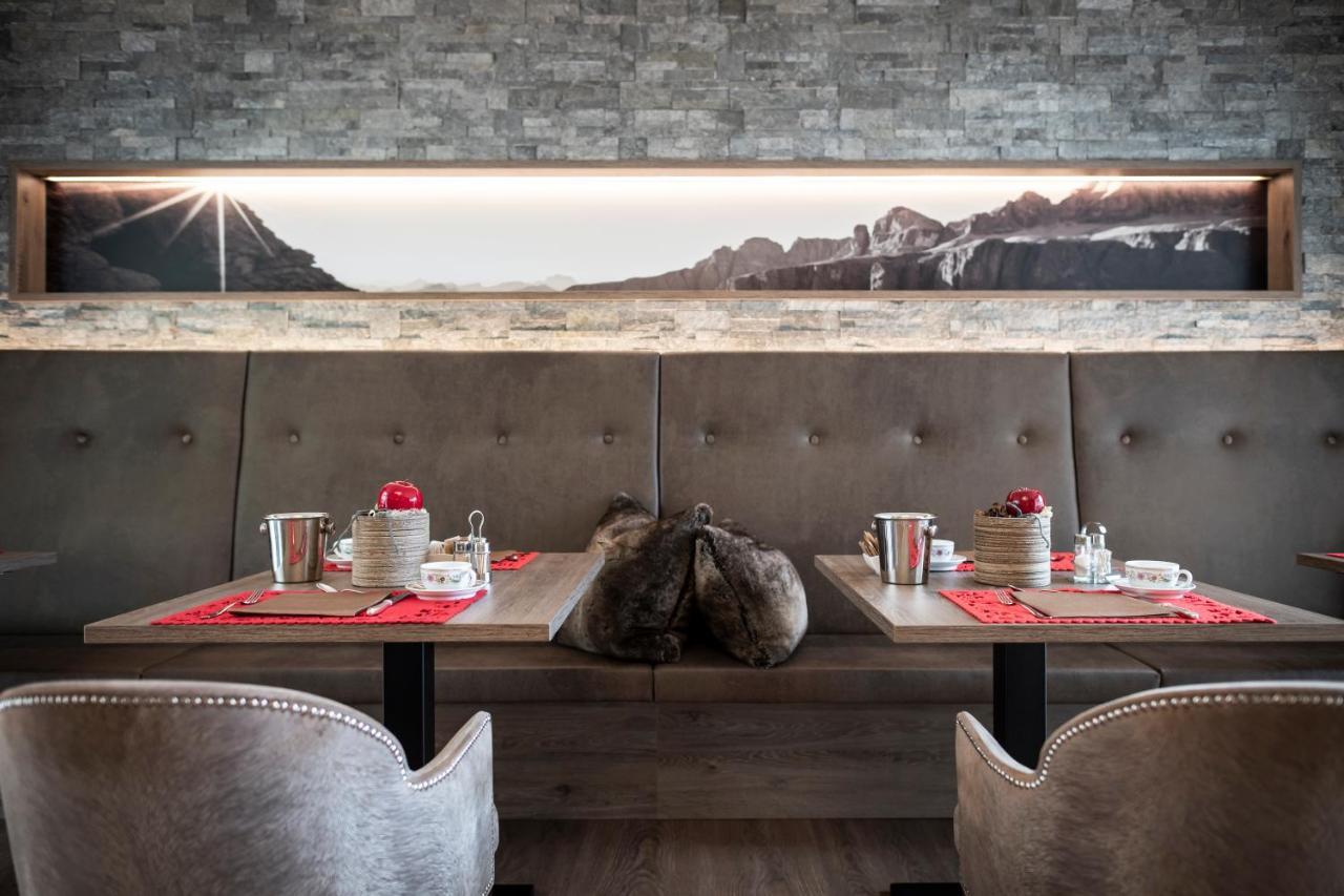 Garni B&B Schenk Selva di Val Gardena Ngoại thất bức ảnh