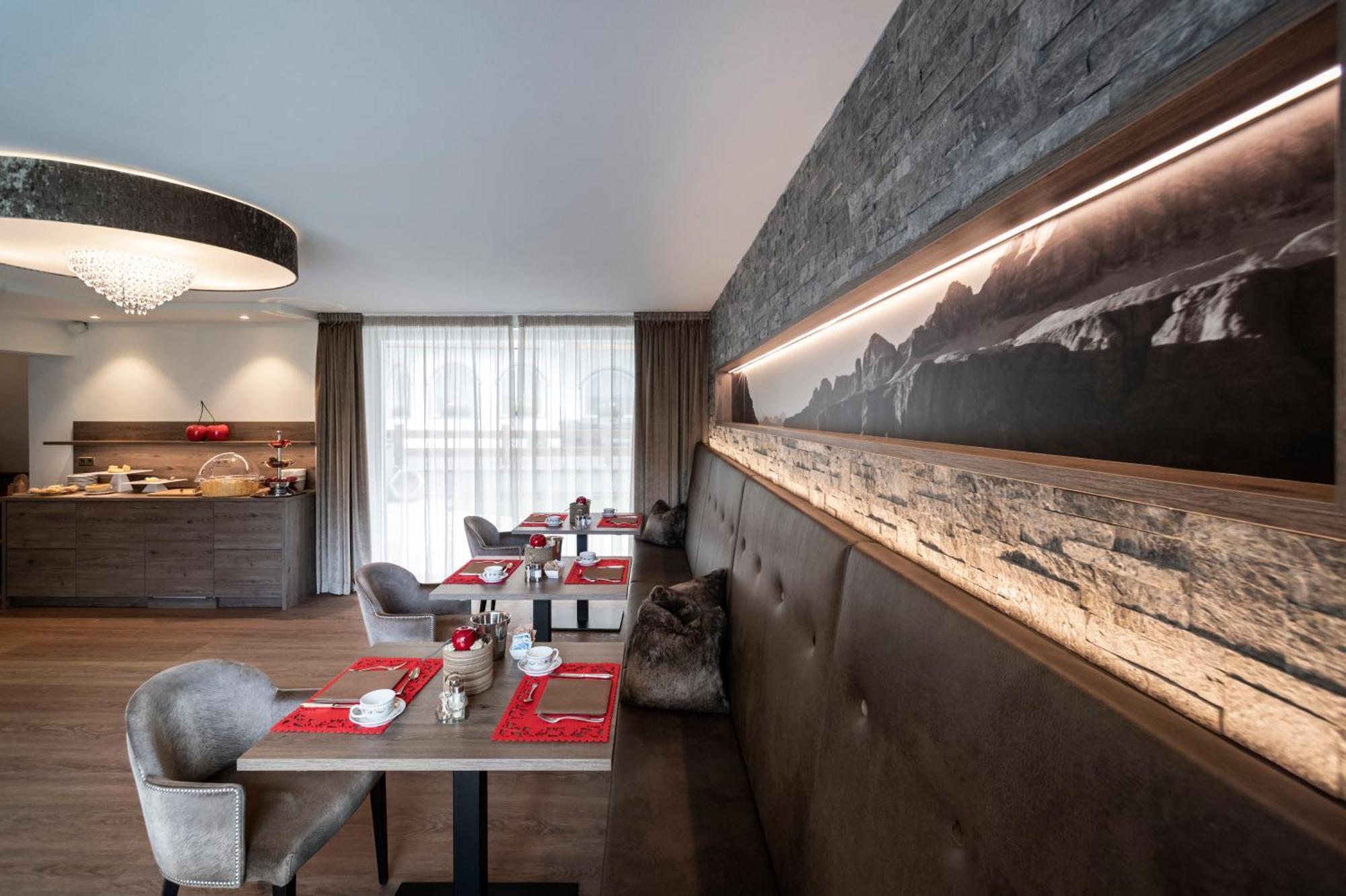 Garni B&B Schenk Selva di Val Gardena Ngoại thất bức ảnh