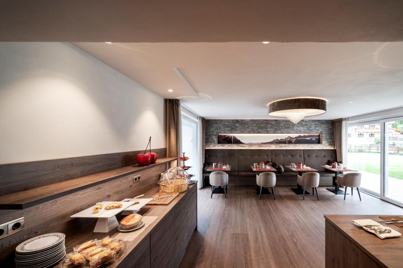 Garni B&B Schenk Selva di Val Gardena Ngoại thất bức ảnh
