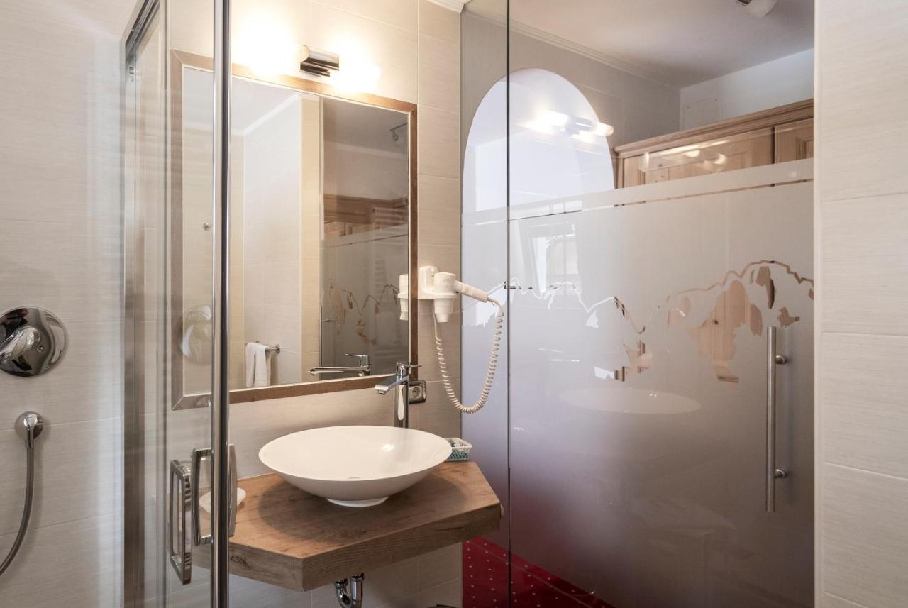 Garni B&B Schenk Selva di Val Gardena Ngoại thất bức ảnh